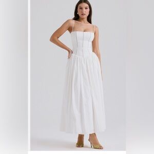 Elegant White Maxi Dress